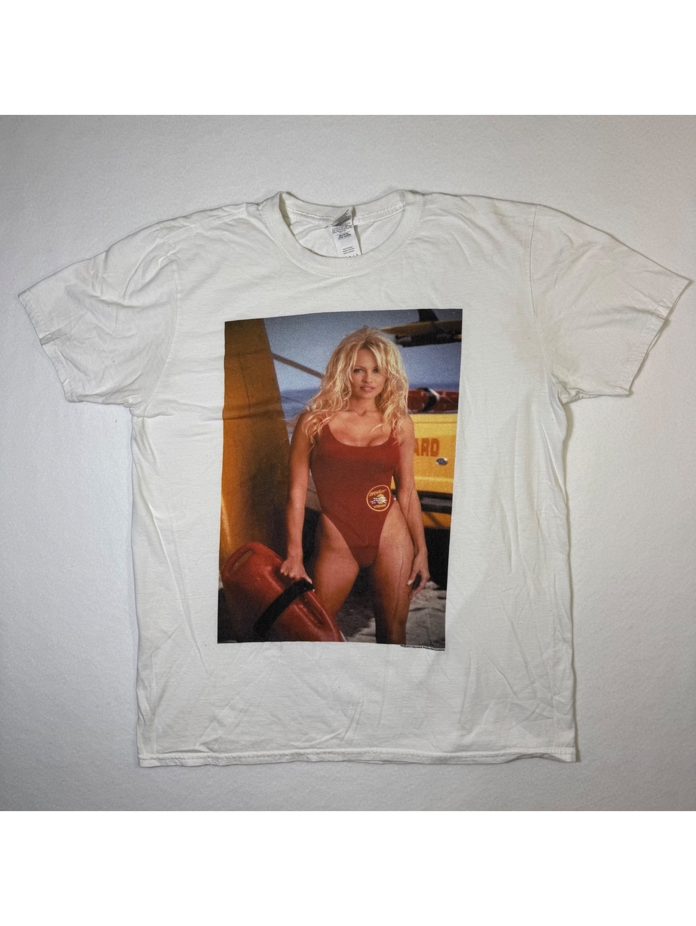 Baywatch Pamela Anderson Photo Print T-Shirt Gildan Tee Officially Licensed